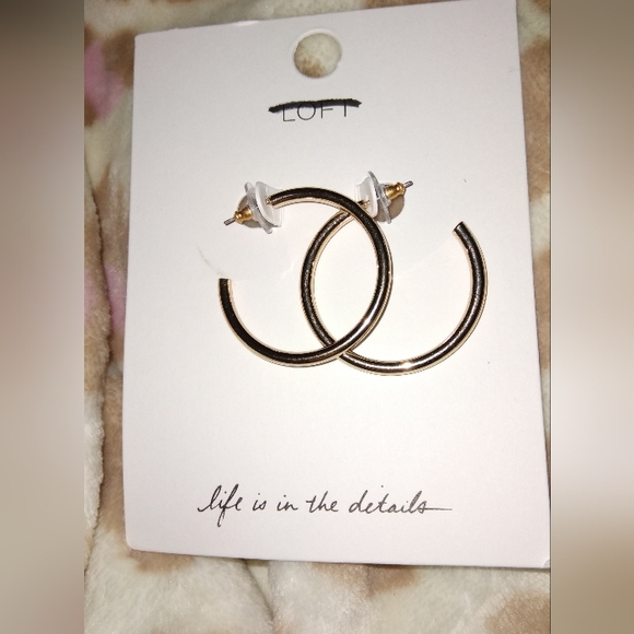 LOFT gold modern hoop earrings - Picture 2 of 3